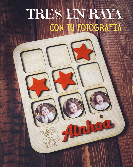 Tres en Raya de Madera Personalizado con Fotos y Nombre | Juego de Mesa Navideño
