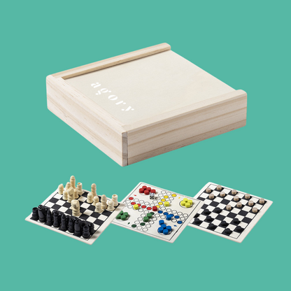 Set de Juegos Clásicos de Madera – Ajedrez, Parchís y Damas (3 en 1)
