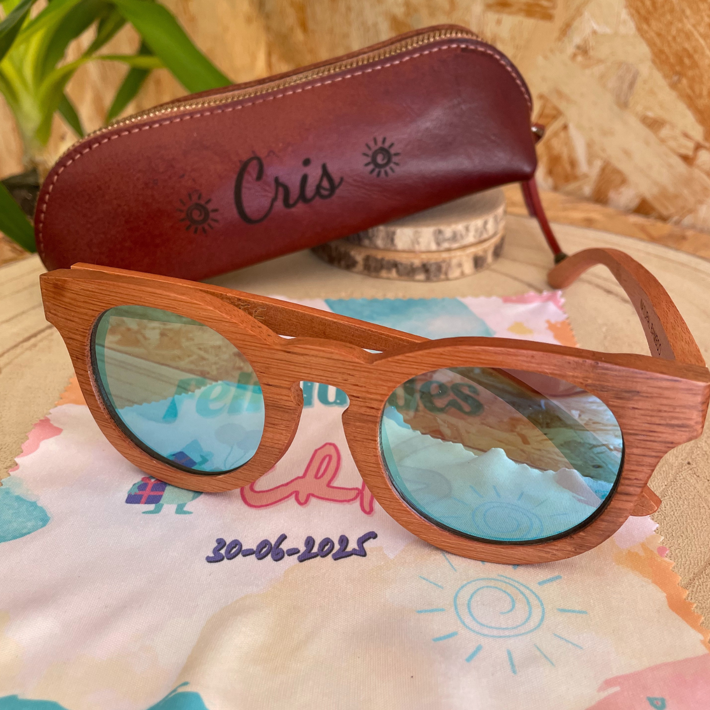Pack Gafas nature + funda + gamuza personalizada
