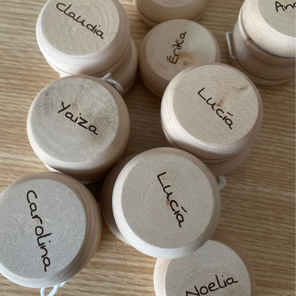 Yoyó de Madera Personalizado con Nombre