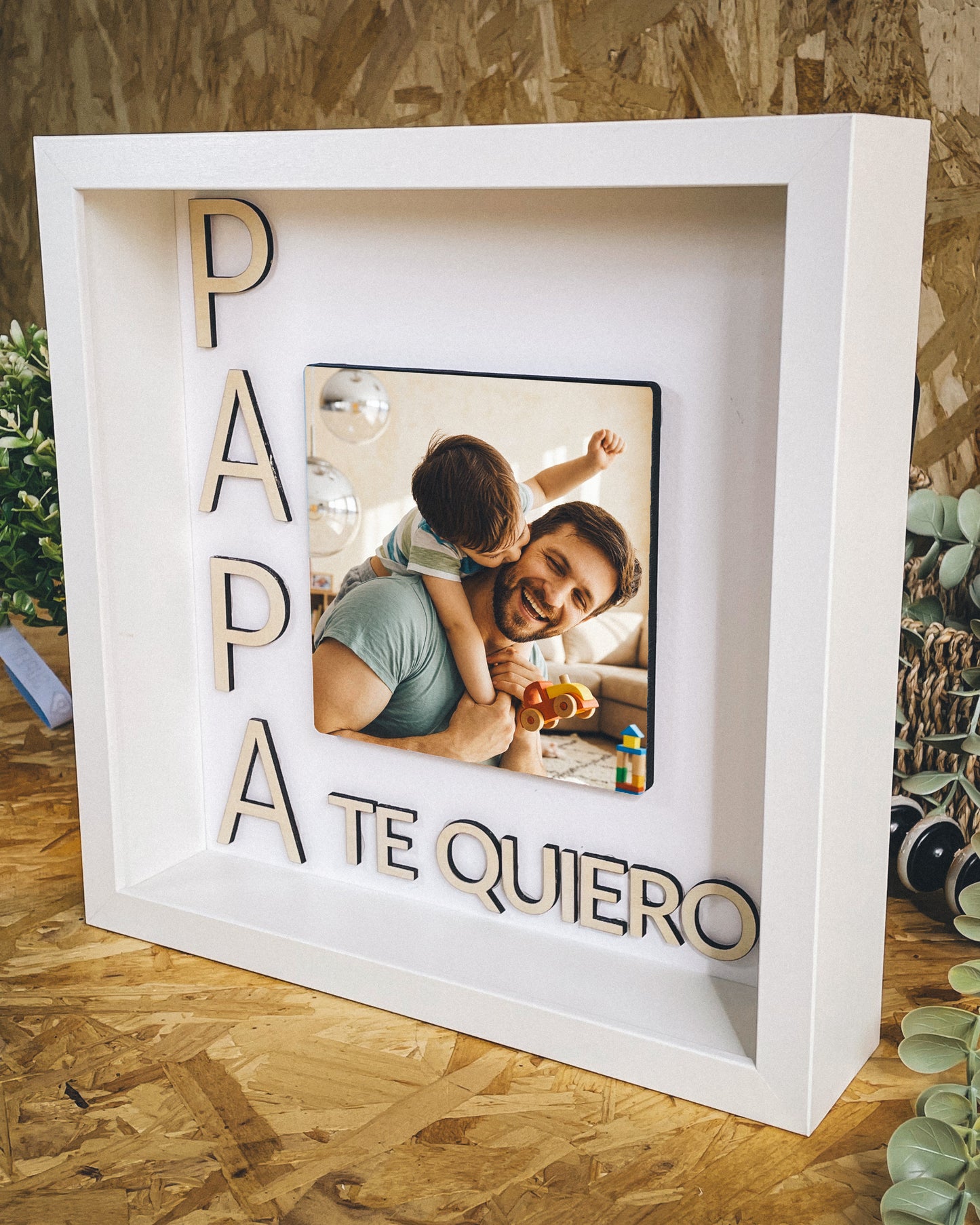 Marco Recuerdo de Madera Personalizado con Fotos y Texto
