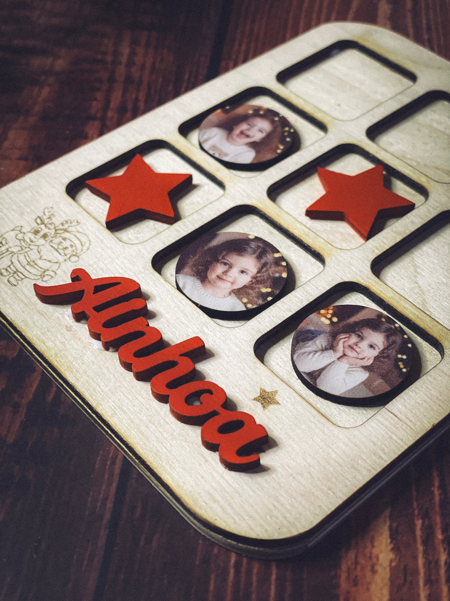 Tres en Raya Personalizado de Madera · Con Foto y Nombre Grabado