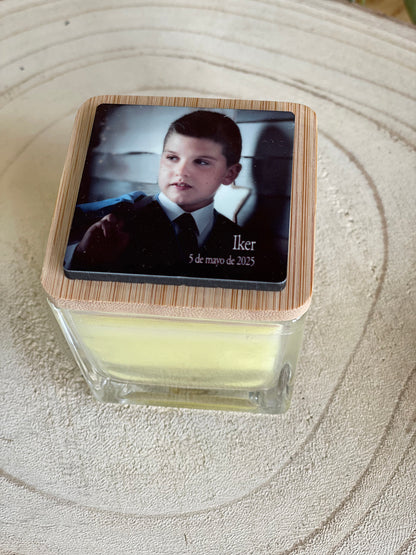 Vela Aromática con Tapa de Bambú Personalizada · Detalle para Invitados